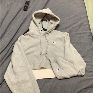 Cropped champion hoodie